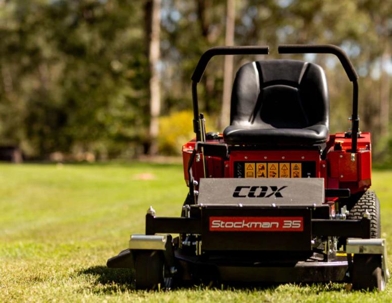 Cox CZ24C35 Zero Turn Mower