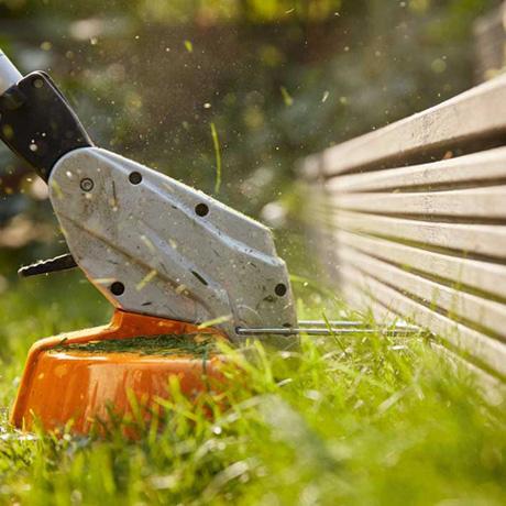 STIHL 18.0v Battery Grass Trimmer FSA 45 KIT